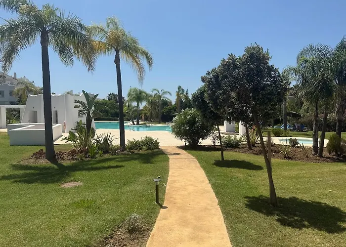 Casa Lagoon Alcazaba * Estepona